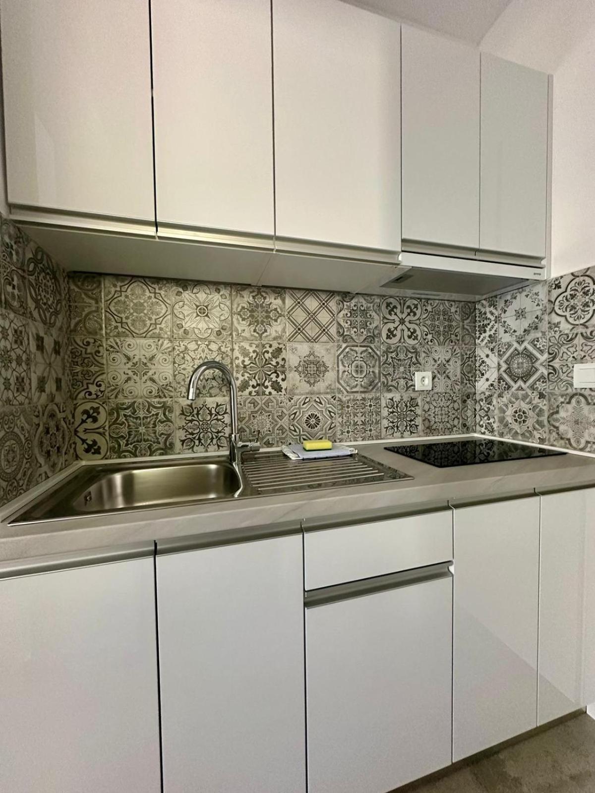 Apartments Lozina Дрвеник Экстерьер фото